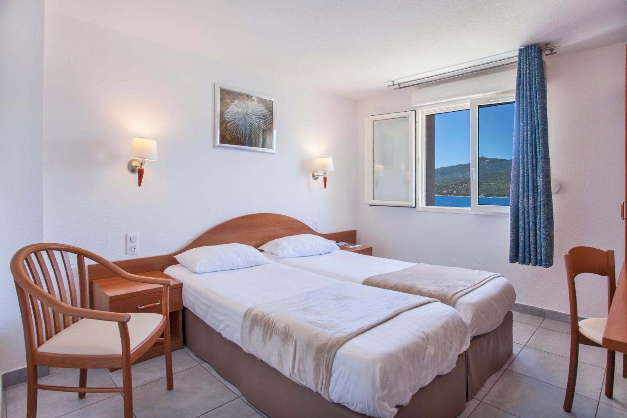 Le Neptune & Spa Propriano  Eksteriør billede